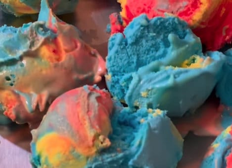 Freeze Dried Blue Moon Ice Cream Scoops