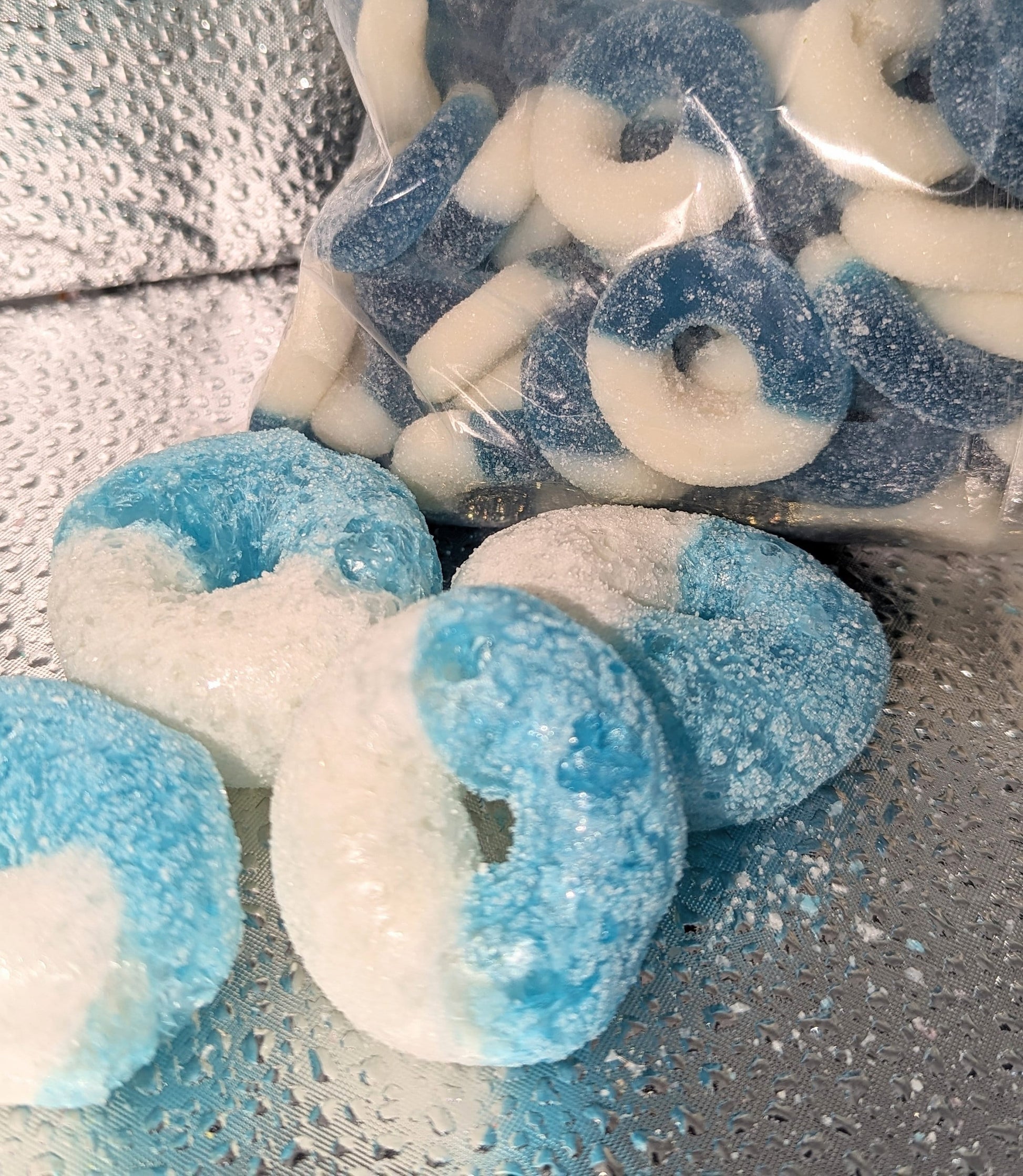 Freeze Dried Sour Blue Raspberry Rings